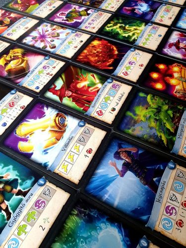 Gamer Café Mágikus Tekercsek társasjáték 