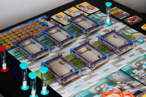 Gamer Café Clinic Rush - Rohanás a sürgősségin! társasjáték 